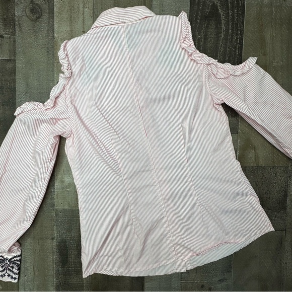 Nanette Lepore Flamingo Dream Pink Ruffled Cold Shoulser Button Down Shirt Small - Picture 8 of 11